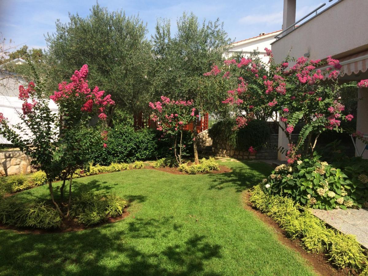 Apartments Malinska - Apartment 1 Экстерьер фото