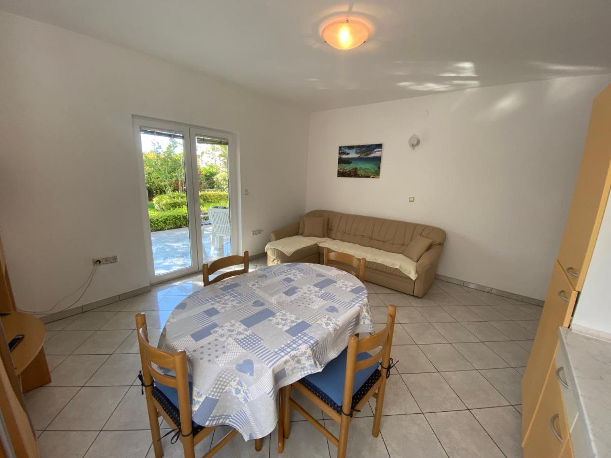 Apartments Malinska - Apartment 1 Экстерьер фото
